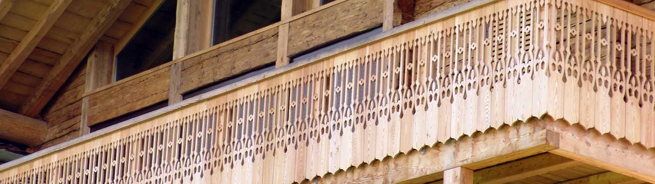 rénovation de chalet sur toute la région de Savoie et Haute Savoie, menuiserie charpente réaliser par des charpentiers professionnels arvimedia 